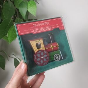 Hallmark Tin Locomotive Ornament 1986 Keepsake NEW